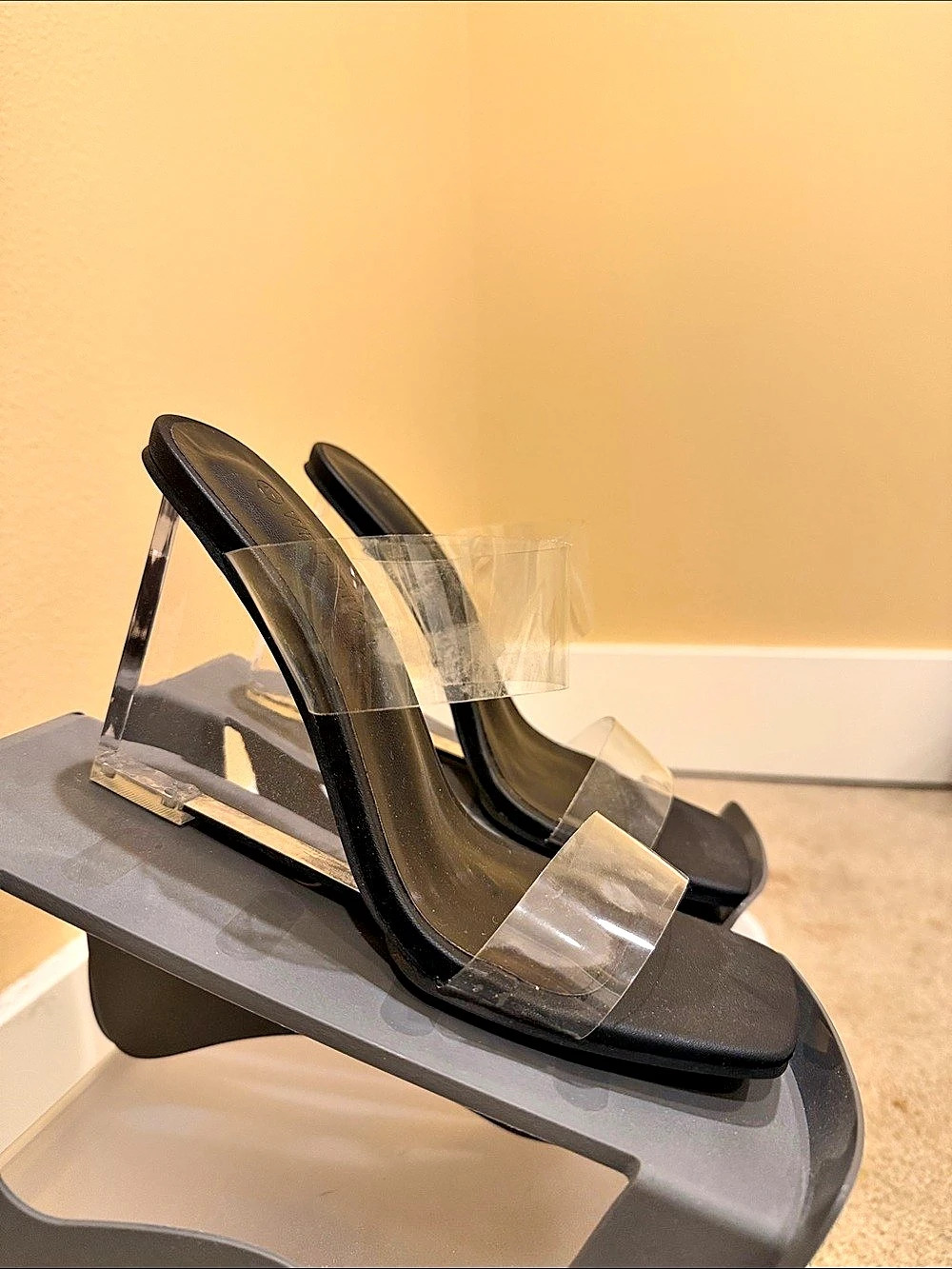 Wild Diva Clear Strap Block Heel Sandals in Black - Like New